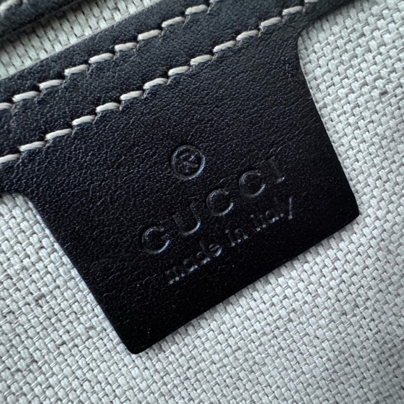 📍 SOLD GUCCI Convertible Briefcase GG Coated Canvas Large - Picture 6 of 11